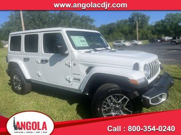 2024 Jeep Wrangler 4-door Sahara