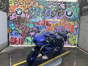 Team Yamaha Blue