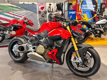 2025 Ducati STFIGHTER V4 S 