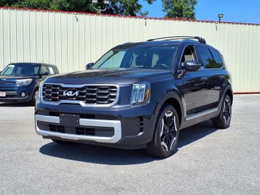 Used 2025 Kia Telluride S AWD