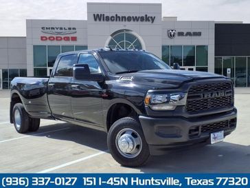 2024 RAM 3500 Tradesman Crew Cab 4x4 8' Box