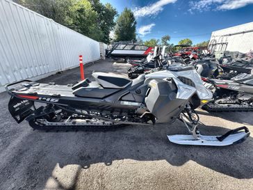 New 2025 SKIDOO SUMMIT ADR 850 S GY HAC 146 2.5 25 850 E-TEC 