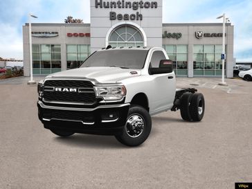 2023 RAM 3500 Chassis Cab Tradesman/SLT