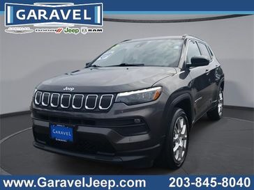 Used 2022 Jeep Compass Latitude Lux