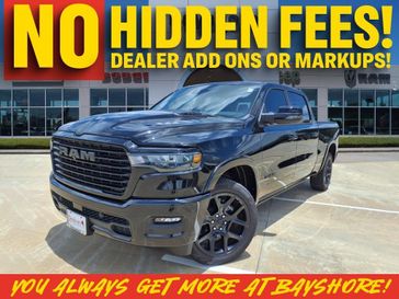 New 2025 RAM 1500 Laramie Crew Cab 4x4 6'4' Box