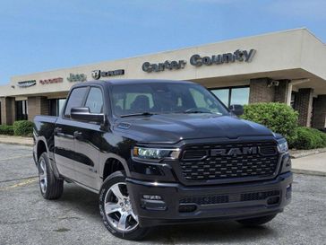 New 2026 RAM 1500 Express Crew Cab 4x2 5'7' Box
