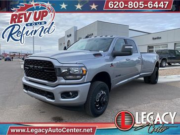 2024 RAM 3500 Big Horn Crew Cab 4x4 8' Box in a Billet Silver Metallic Clear Coat exterior color and Blackinterior. Legacy Auto Center 620-315-9264 legacyautocenter.net 