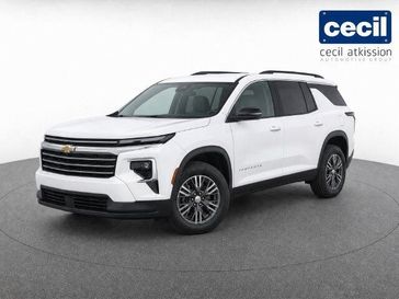 Used 2026 Chevrolet Traverse LT