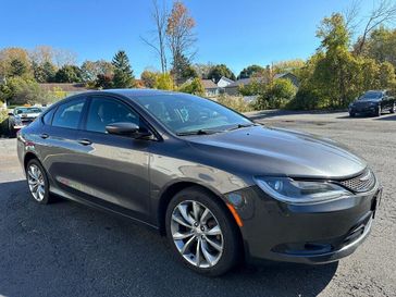 2016 Chrysler 200 S