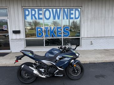 2022 Kawasaki Ninja 400 ABS