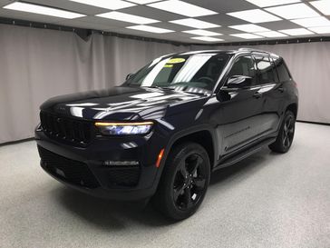 Used 2024 Jeep Grand Cherokee Limited