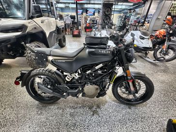 Used 2023 HUSQVARNA Svartpilen 401 