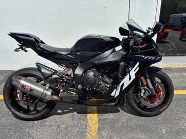 2018 Yamaha YZF-R1 