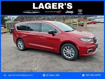 New 2026 Chrysler Pacifica Select Awd