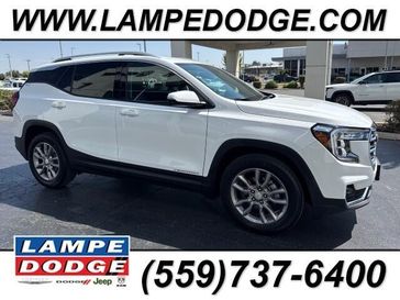 Used 2024 GMC Terrain SLT