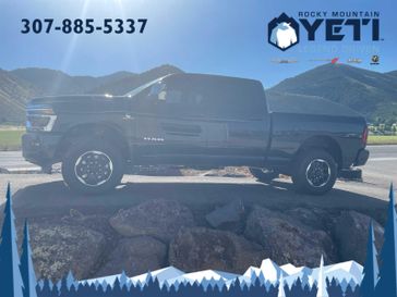 New 2025 RAM 3500 Laramie Crew Cab 4x4 6'4' Box
