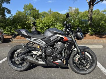 2024 Triumph Street Triple 765 RS 