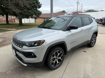 New 2026 Jeep Compass Limited 4x4