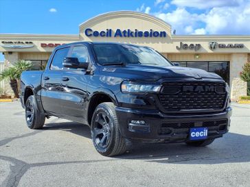 New 2025 RAM 1500 Lone Star Crew Cab 4x4 5'7' Box