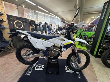 New 2025 HUSQVARNA FE 501s 