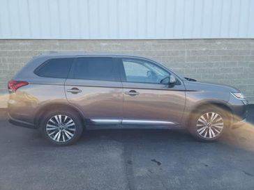 2019 Mitsubishi Outlander SE