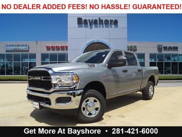 2024 RAM 2500 Tradesman Crew Cab 4x4 6'4' Box