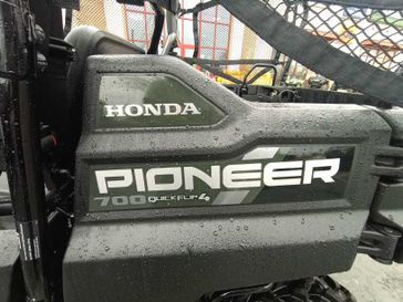 2025 Honda PIONEER 7004 DELUXE 