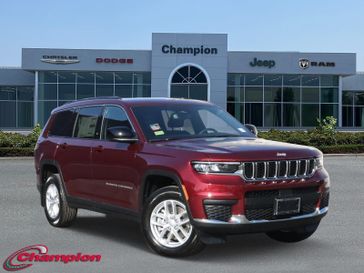 2025 Jeep Grand Cherokee L Laredo X 4x2