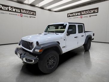 Used 2025 Jeep Gladiator Sport S