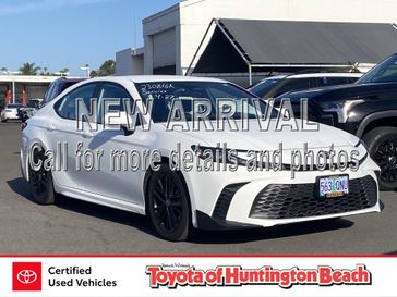Used 2025 Toyota Camry SE