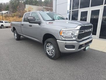 2024 RAM 2500 Tradesman Crew Cab 4x4 8' Box