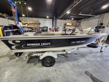 1997 SMOKERCRAFT 161 PRO MAG 