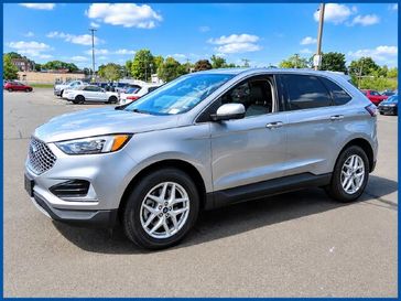 Used 2024 Ford Edge SEL