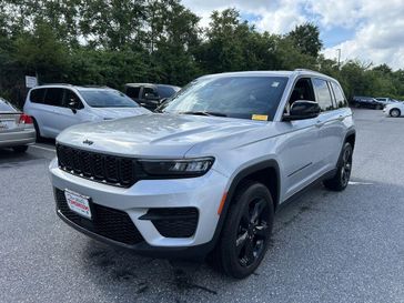 Used 2024 Jeep Grand Cherokee Altitude X