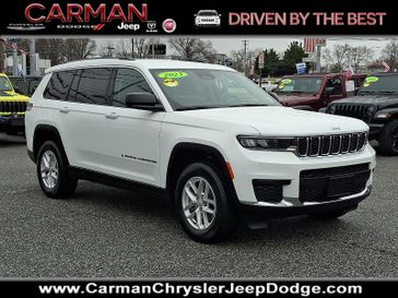 Used 2023 Jeep Grand Cherokee L Laredo 4x4