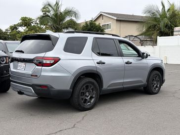 Used 2025 Honda Pilot TrailSport
