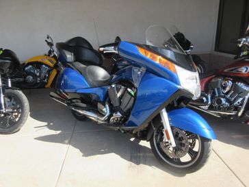 USED 2017 VICTORY VISION 49ST 
