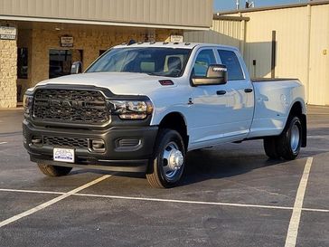 2024 RAM 3500 Tradesman Crew Cab 4x4 8' Box