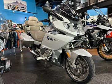 2015 BMW K1600GTL EXLUSIV in a MINERAL WHITE METALLIC exterior color. CalMoto Livermore BMW Motorcycles, KTM Motorcycles, Energica Electric Motorcycles,Vespa Scooters 925.583.3300 calmoto.com 