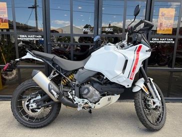 2024 Ducati DESERT X 