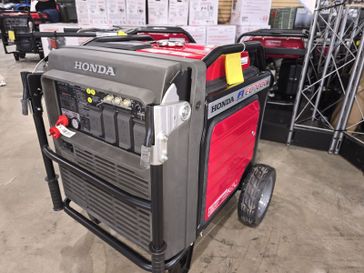 2024 Honda EU7000iS Inverter Generator 