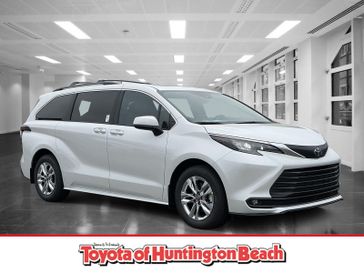 New 2026 Toyota Sienna XLE