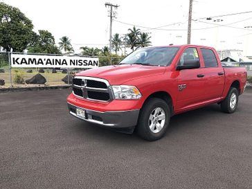 2022 RAM 1500 Classic SLT Crew Cab 5'7 Box