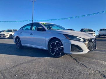 Used 2024 Nissan Altima 2.5 SR