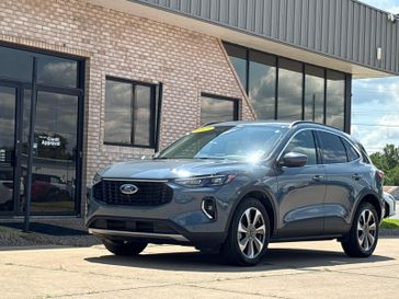 Used 2023 Ford Escape Platinum