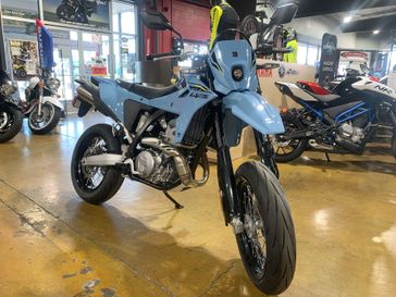 2025 Suzuki DR-Z4SM 