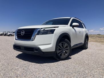 Used 2025 Nissan Pathfinder SV