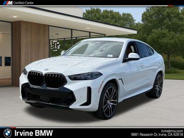 Mineral White Metallic