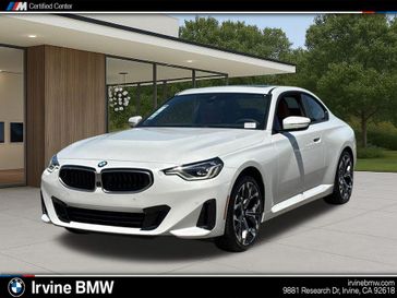 Mineral White Metallic