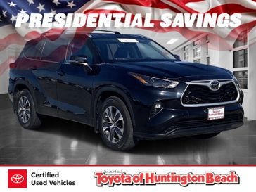 Used 2023 Toyota Highlander XLE